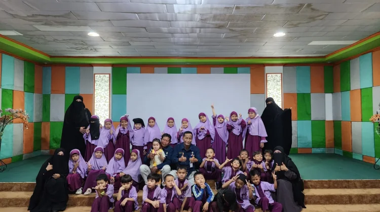 RRI Pontianak Menerima Kunjungan PAUD Bina Anak Soleh
