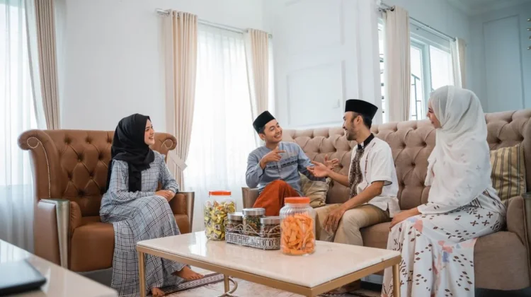 Mengintip Etika Bertamu yang Mulai Tergeser