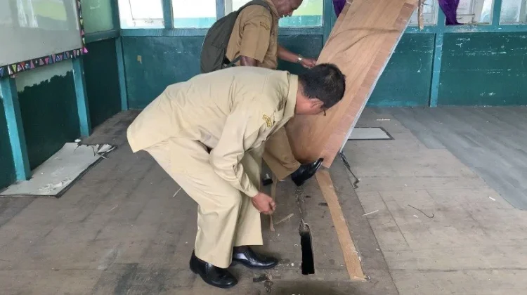Kondisi Memprihatinkan, SD Negeri 32 Pontianak Tenggara Terancam Ambruk