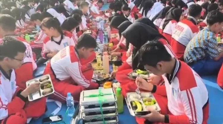 MBG Pontianak Genjot Gizi, Dapur Jadi Motor Ekonomi