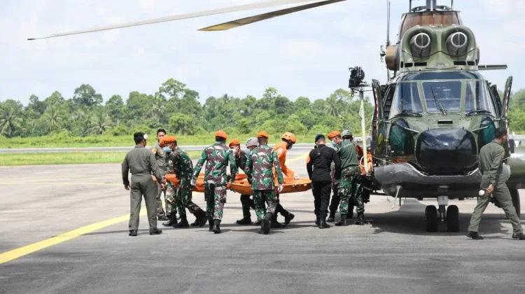 Danlanud Supadio: Evakuasi Korban Helikopter PK-CFX Sekadau Penuh Penghormatan