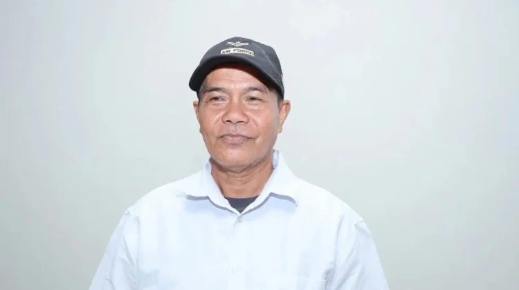 Senyum Hasan Sambut Program Bedah Rumah