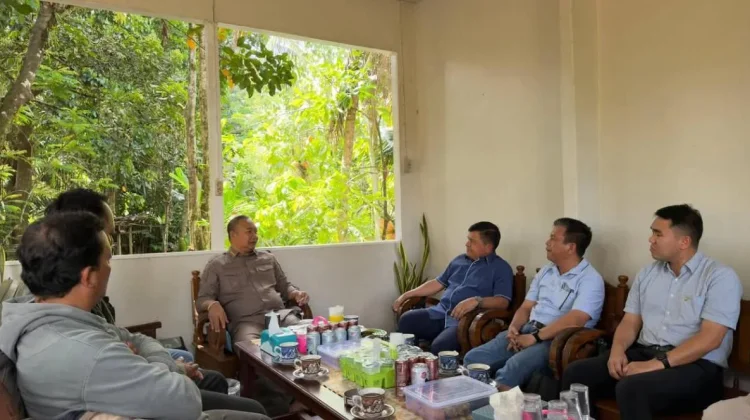 Bupati Ketapang Apresiasi Manajemen PT Mayawana Dalam Upaya Selesaikan Konflik