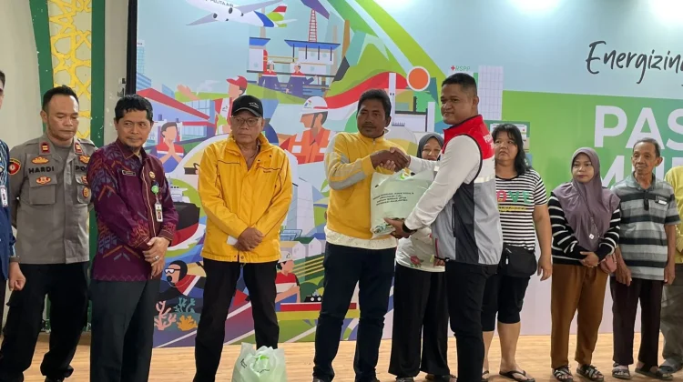 Pertamina Salurkan 1.000 paket Sembako Bersubsisi Bagi Masyarakat Kota Pontianak