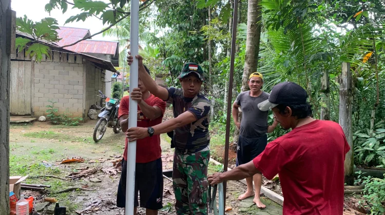 Program Sumur Bor TMMD Bantu Warga Sanggau Dapat Air Bersih