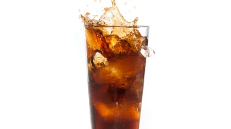 Lima Dampak Sering Minum Es Teh
