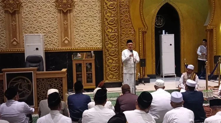 Edi Minta Jemaah Calon Haji Jaga Nama Baik Pontianak