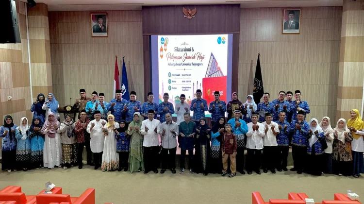 Rektor Lepas 34 JCH Untan, Doakan Kelancaran dan Kesehatan Selama Ibadah