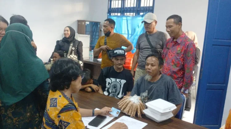 Pemkab Kubu Raya Lakukan Pembinaan Tuna Sosial