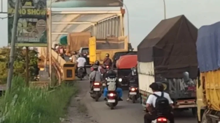 Jembatan Kapuas II Jadi Titik Rawan Kemacetan