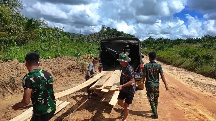 Material Jembatan TMMD Semayang–Ongkok Rampung Disalurkan