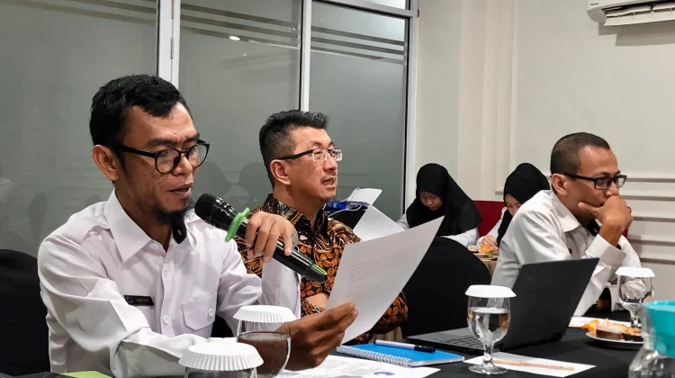 Kemenham Wilker Kalbar Berikan Rekomendasi Perspektif HAM pada Raperbup Sambas