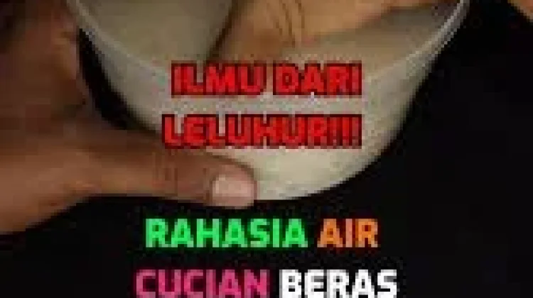 Air Beras dicampur Garam Simbol Pembersih dan Penenang Rumah