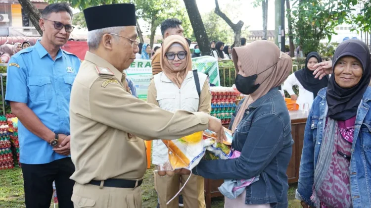 Operasi Pasar Pemkot Sediakan 6.000 Paket Subsidi jelang Iduladha