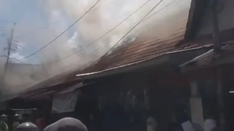 Kebakaran Ruko di Terminal Siantan Pontianak Utara