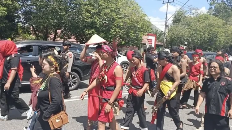 Pekan Gawai Dayak ke-40 Resmi Dibuka, Gubernur Kalbar Tekankan Pelestarian Budaya