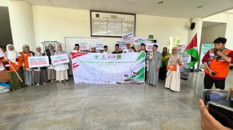 Forum Zakat Kalbar Kawal Kepulangan Aktivis Peduli Palestina