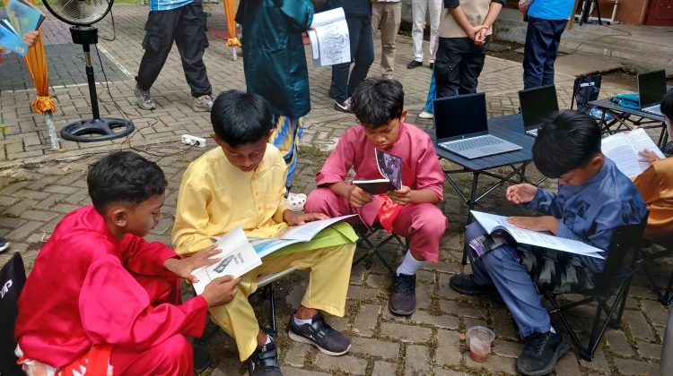 Glimoling Sasar Lima Daerah Sekolah di Kalbar
