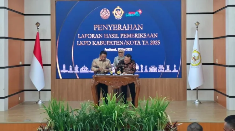BPK Kalbar Serahkan LHP LKPD 2025, Seluruh Daerah Raih WTP