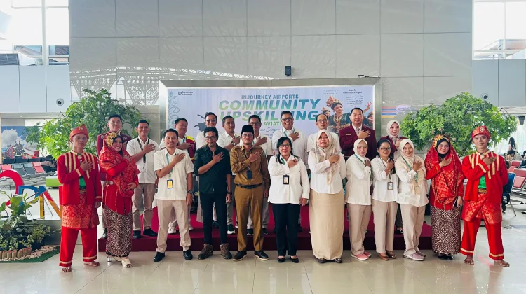 InJourney Airports Bandara Supadio Salurkan Bantuan Pengembangan Seni Budaya