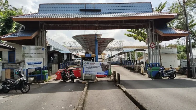 Ferry Bardan Tutup, Pengendara Terpaksa Putar Balik