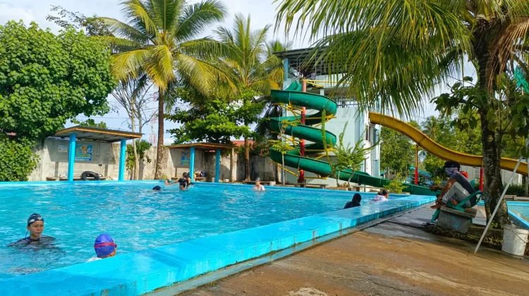 Libur Akhir Pekan, Delta Kapuas Pontianak Jadi Pilihan Rekreasi Keluarga