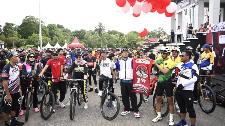 Bupati Ketapang Lepas Fun Bike Anniversary Pertama KSK Reborn