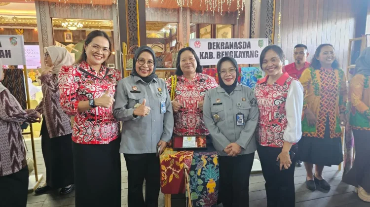 Kemenkum Kalbar Pastikan Produk Kerajinan Kalbar Punya Pelindungan Hukum yang Ku