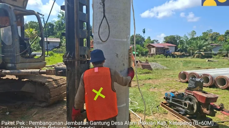 BPJN Kalbar Bantah Jembatan Gantung Ketapang Mangkrak