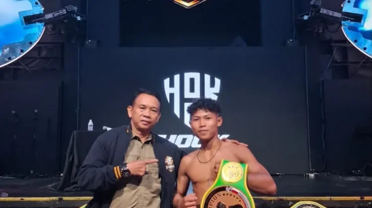 Petinju Muda Ketapang Cris Omang Raih Sabuk Juara BySon lewat Kemenangan TKO