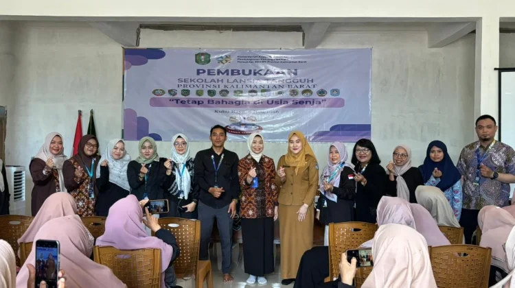 Sekolah Lansia Serentak Dibuka, Wujudkan Lansia Berdaya