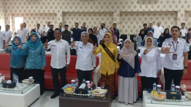 Perpustakaan Bukan Sekadar Tempat Buku, Ini Pesan Bunda Literasi Kubu Raya