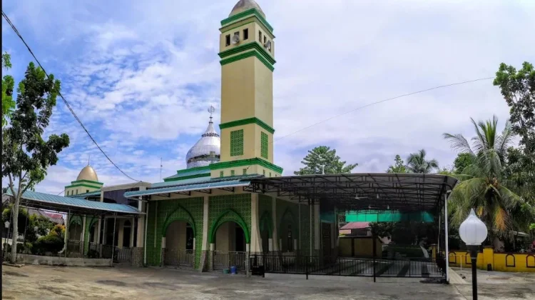 Masjid Al-Mujtahidin Pontianak, Dari Lingkungan Kampus untuk Masyarakat