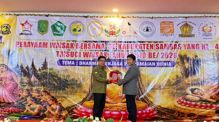 Satono Ajak Warga Perkuat Toleransi Melalui Perayaan Waisak