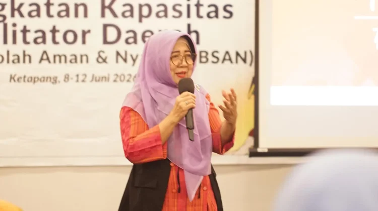 Hazilina Jadi Motor Perubahan, Cetak Fasilitator Sekolah Aman di Kalbar