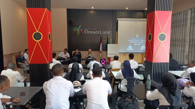 Cetak SDM Berkualitas Majukan Tinju Daerah, Pelatihan Wasit-Hakim Pertina Kalbar