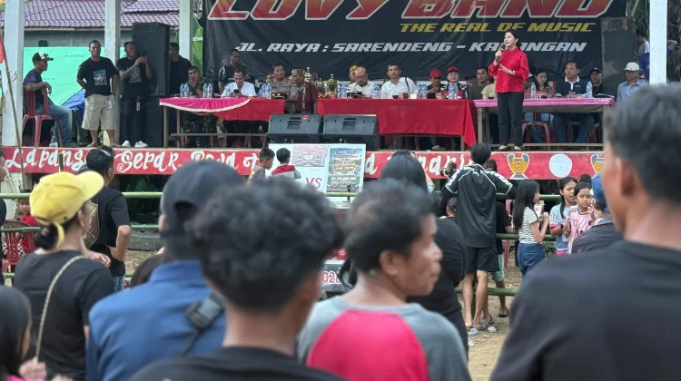 Bupati Landak Tutup Turnamen Senakin Roah Cup 2026