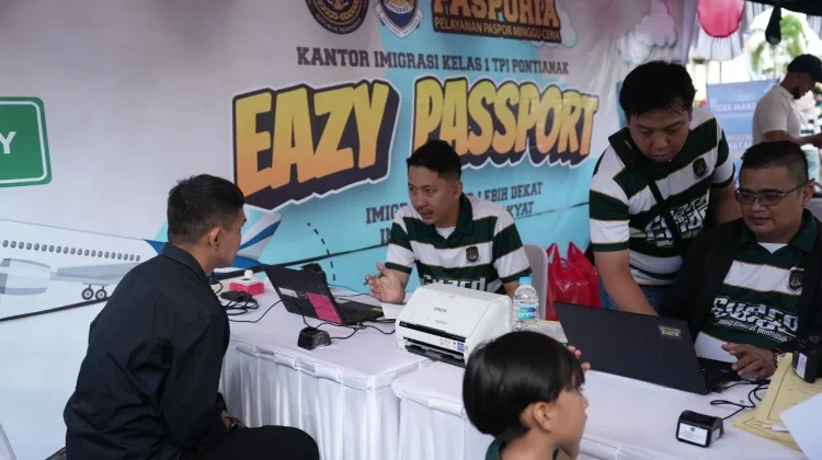 Imigrasi Pontianak Dekatkan Layanan ke Masyarakat lewat Pasporia di CFD
