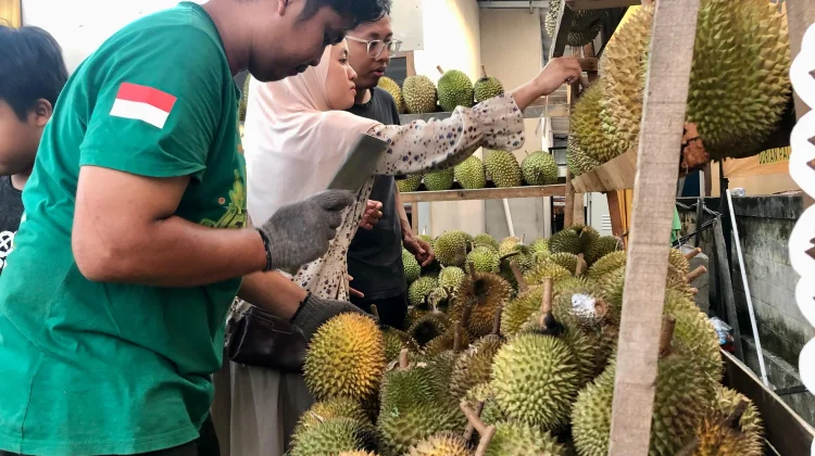 Bazar Durian BK Hadirkan Garansi Tukar Baru