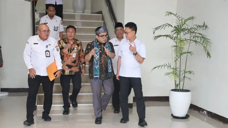 Wako Edi Sampaikan Tantangan Pemkot kepada Ketua Komisi II DPR RI