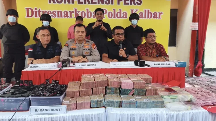 Polda Kalbar Ungkap Peredaran Narkoba, Sita Ekstasi hingga Uang Rp3,85 miliar