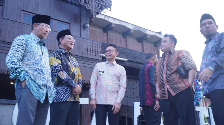 Sarawak Undang Pontianak Ikuti Borneo International Halal Showcase