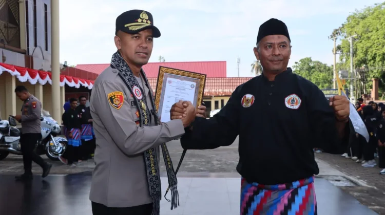 Polresta Pontianak Bersama IPSI Kota Pontianak Gelar Apel Akbar Sabuk Kamtibmas