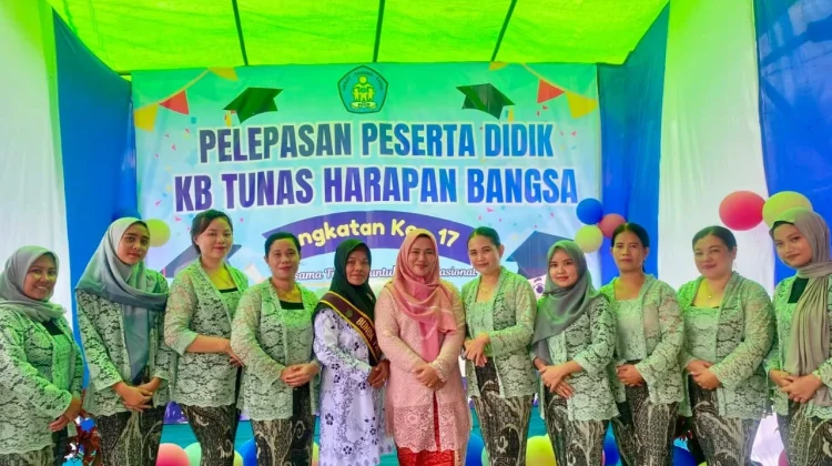 Pelepasan Peserta Didik KB Tunas Harapan Bangsa Angkatan XVII
