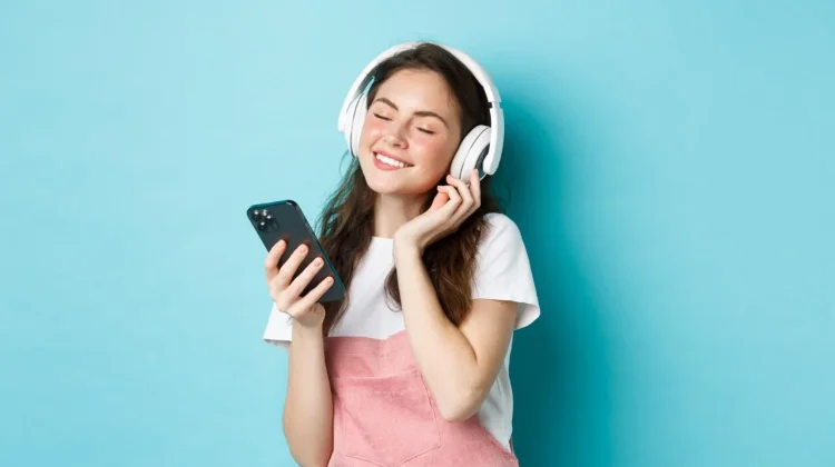 Ternyata Playlist Pagi Bisa Menentukan Mood Kamu Seharian