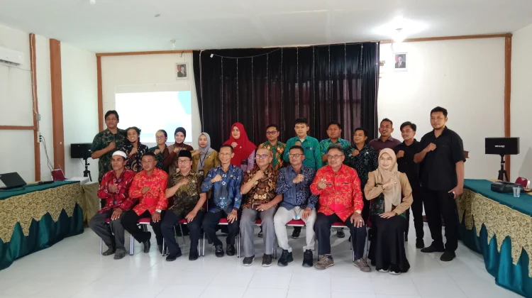 Pemutakhiran Data DTSEN melalui aplikasi SIKN-G Digelar di Kuala Mandor B