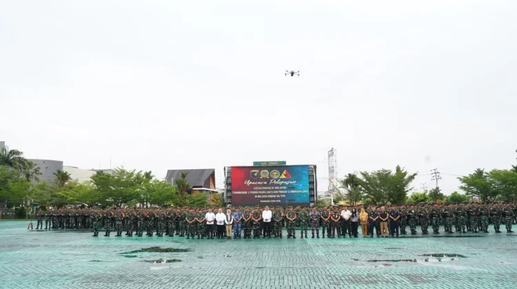 Pangdam XII/Tpr Lepas Satgas Pamtas dan Musnahkan Barang Ilegal