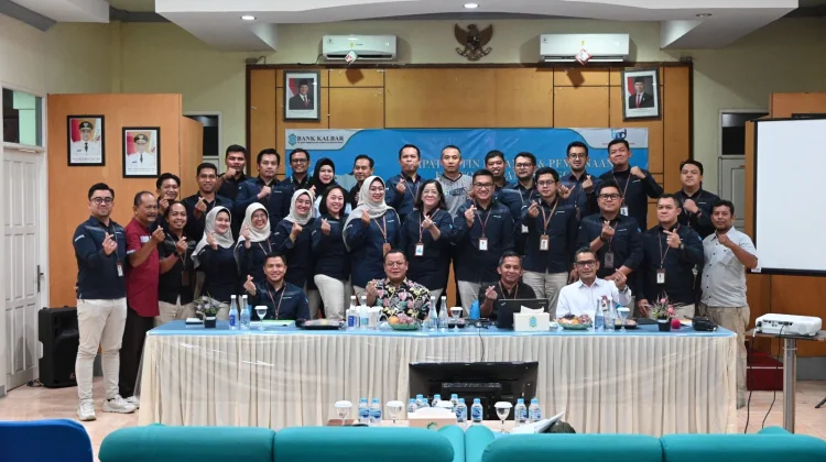 Dirut Bank Kalbar Rutin Berikan Arahan Hadapi Ekonomi 2026 ke Kantor Cabang