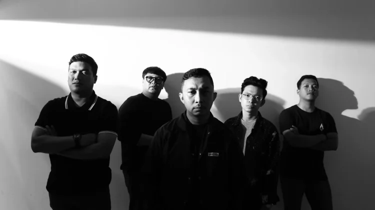 HOPE! Resmi Comeback, “H.O.M.E” Jadi Lagu Berbahasa Inggris Pertama