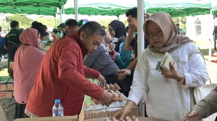 Operasi Pasar Murah di Pontianak Sediakan 1.000 Paket Sembako untuk Warga